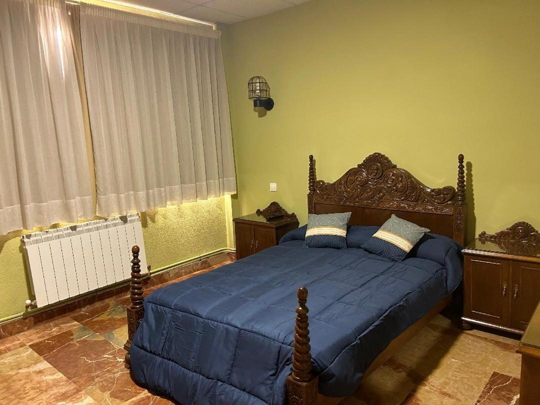 Hostal Transilvania Санта-Крус-де-Монкайо Экстерьер фото